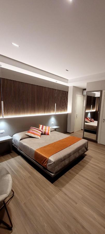 Th Luxury Central Катанія Екстер'єр фото